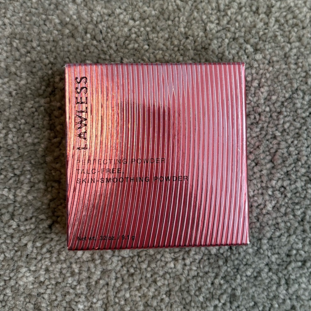 LAWLESS Perfecting Powder